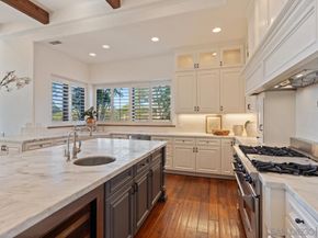 8080 La Jolla Scenic Dr N, La Jolla CA 92037