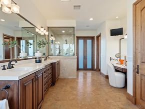 8080 La Jolla Scenic Dr N, La Jolla CA 92037