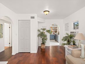 701 Valley Ave, Solana Beach CA 92075