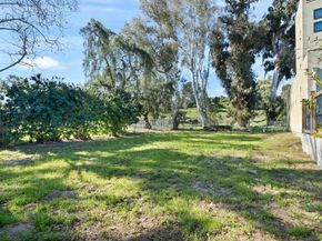 701 Valley Ave, Solana Beach CA 92075