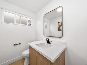 1030 Robinson Ave 111, San Diego CA 92103