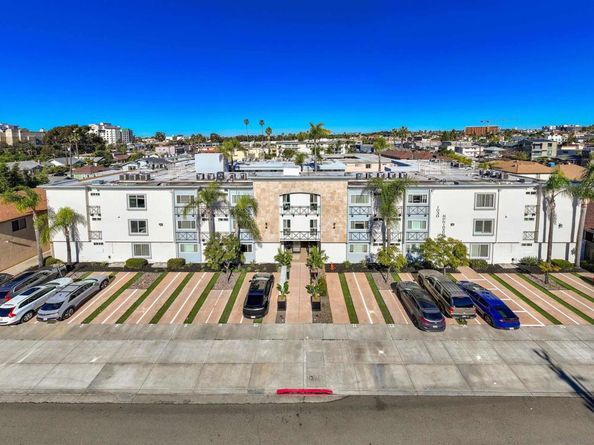 1030 Robinson Ave 111, San Diego CA 92103