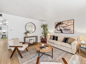 1030 Robinson Ave 111, San Diego CA 92103