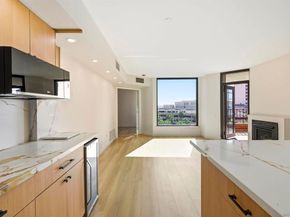 500 W Harbor Blvd 808, San Diego CA 92101