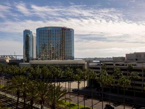 500 W Harbor Blvd 808, San Diego CA 92101