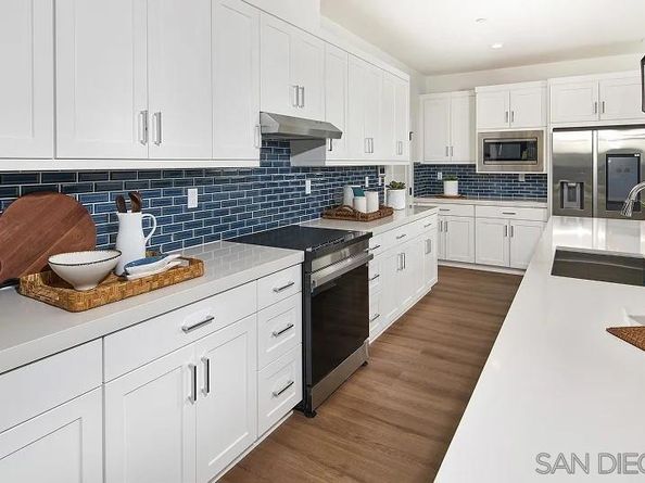 130 Mellano Way, Oceanside CA 92057