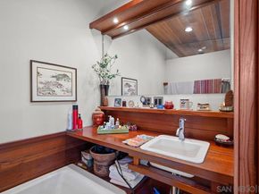 1817 David St, San Diego CA 92111