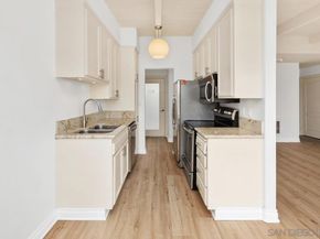 4013 Crown Point Dr 2, San Diego CA 92109