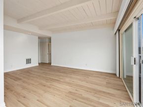 4013 Crown Point Dr 2, San Diego CA 92109