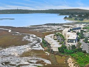 4013 Crown Point Dr 2, San Diego CA 92109