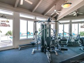 4013 Crown Point Dr 2, San Diego CA 92109