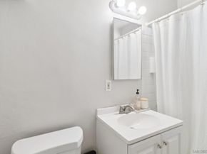 819 21 Tourmaline St, San Diego CA 92109