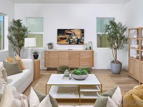 2312 Loker Way, Oceanside CA 92054