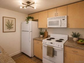 425 W Beech St 708, San Diego CA 92101