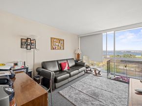 1750 Avenida Del Mundo 309, Coronado CA 92118