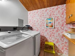 1560 Plantation Way, El Cajon CA 92019