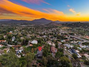 1560 Plantation Way, El Cajon CA 92019