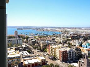 300 W Beech St 1905, San Diego CA 92101