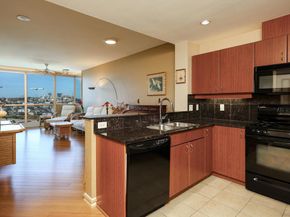 300 W Beech St 1905, San Diego CA 92101