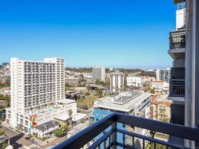 300 W Beech St 1905, San Diego CA 92101
