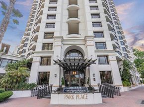 700 W Harbor Drive TH5, San Diego CA 92101