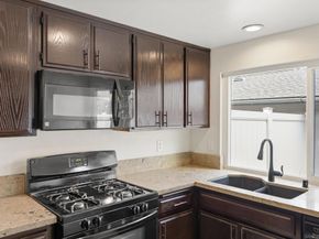 670 Kumquat Way, Oceanside CA 92058