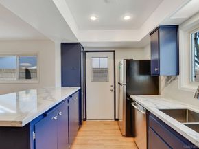 11518 205th St, Lakewood CA 90715