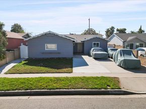 11518 205th St, Lakewood CA 90715