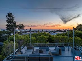 2502 7th Street, Santa Monica CA 90405