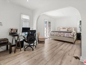 14440 Valley Vista Boulevard, Sherman Oaks CA 91423
