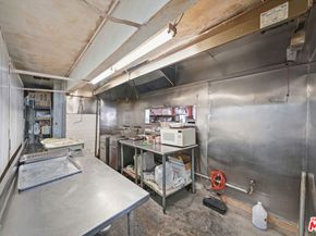 1025 W 101st Street, Los Angeles CA 90044