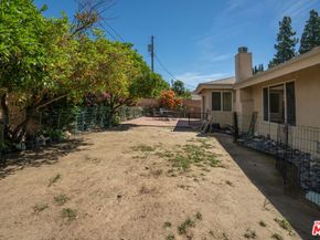 18631 Superior Street, Northridge CA 91324