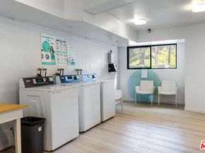 501 Palisades Drive 106, Pacific Palisades CA 90272
