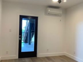 7325 Rindge Avenue, Playa Del Rey CA 90293