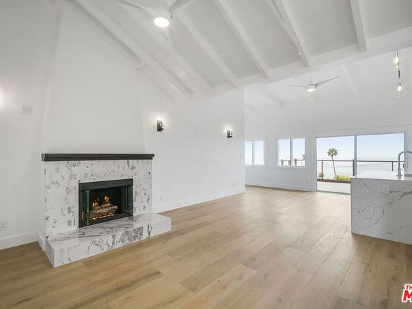 7325 Rindge Avenue, Playa Del Rey CA 90293