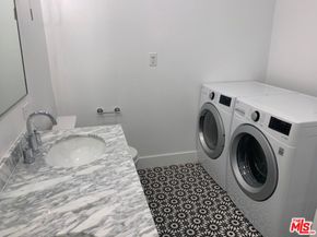 7325 Rindge Avenue, Playa Del Rey CA 90293