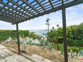 7325 Rindge Avenue, Playa Del Rey CA 90293