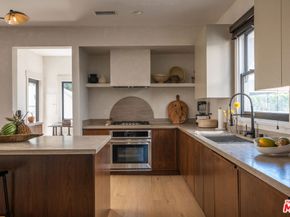 1715 S Kingsley Drive, Los Angeles CA 90006