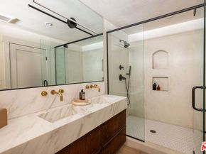 1715 S Kingsley Drive, Los Angeles CA 90006