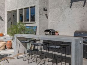 1715 S Kingsley Drive, Los Angeles CA 90006