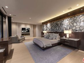 1601 Casale Road, Pacific Palisades CA 90272