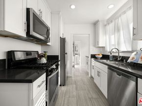 3770 Buckingham Road, Los Angeles CA 90016