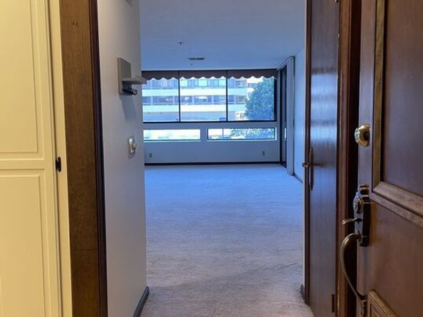 880 W 1st Street 613, Los Angeles CA 90012