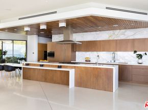 32357 Pacific Coast Highway, Malibu CA 90265