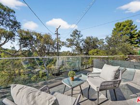 8960 Crescent Drive, Los Angeles CA 90046