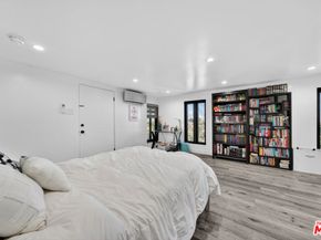 8960 Crescent Drive, Los Angeles CA 90046