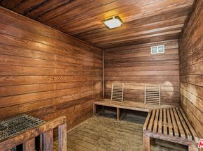 11901 W Sunset Boulevard 219, Los Angeles CA 90049