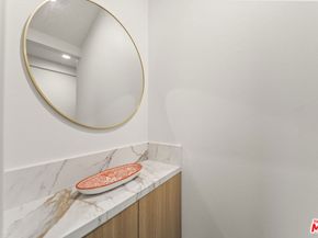 19025 Bassett Street, Los Angeles CA 91335