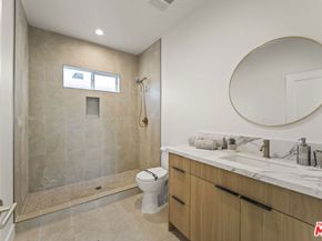 19025 Bassett Street, Los Angeles CA 91335