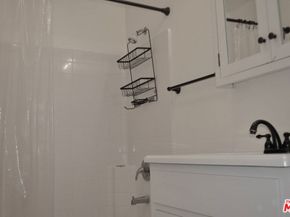 1816 S La Brea Avenue, Los Angeles CA 90019